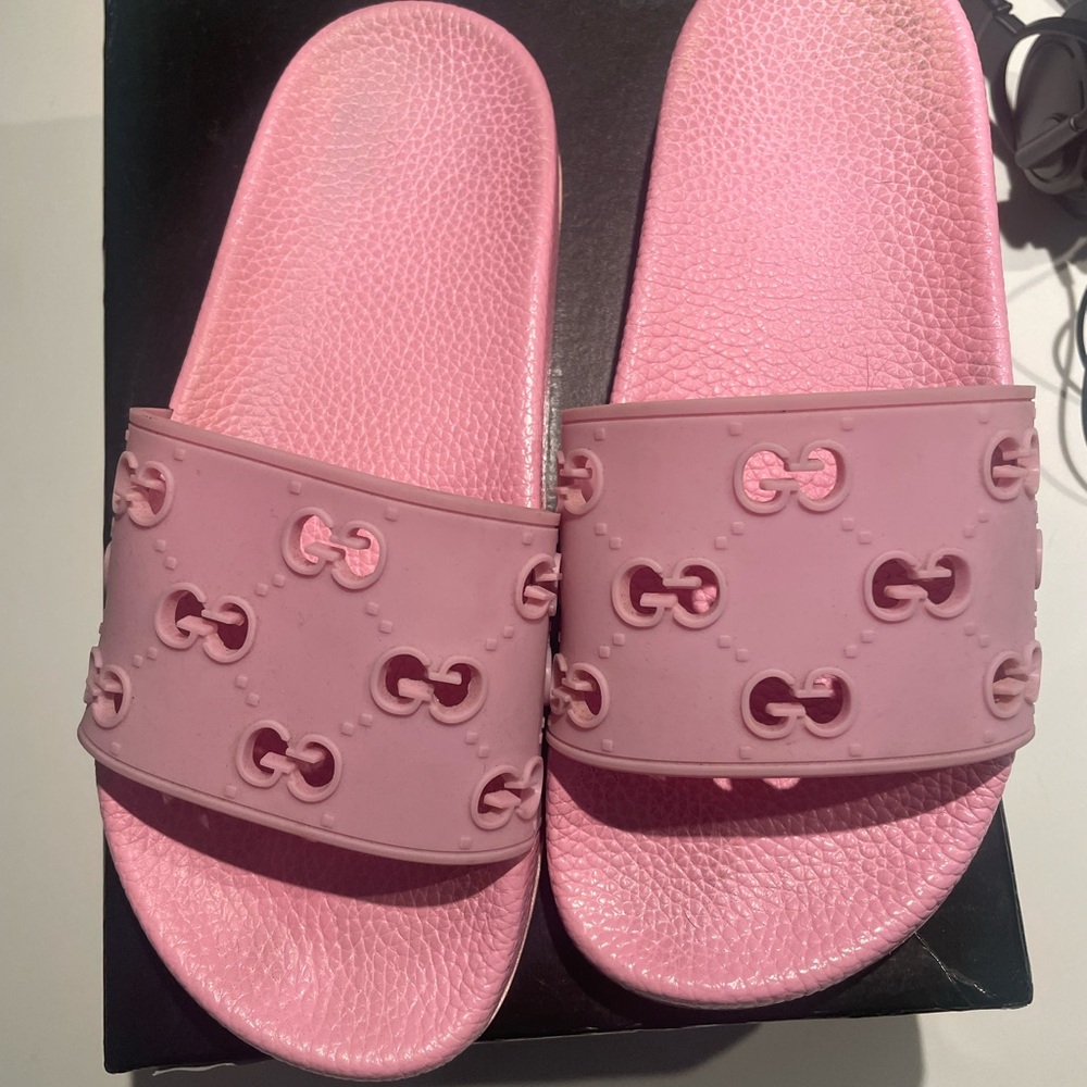 Gucci Pink Women's Slide Sandals